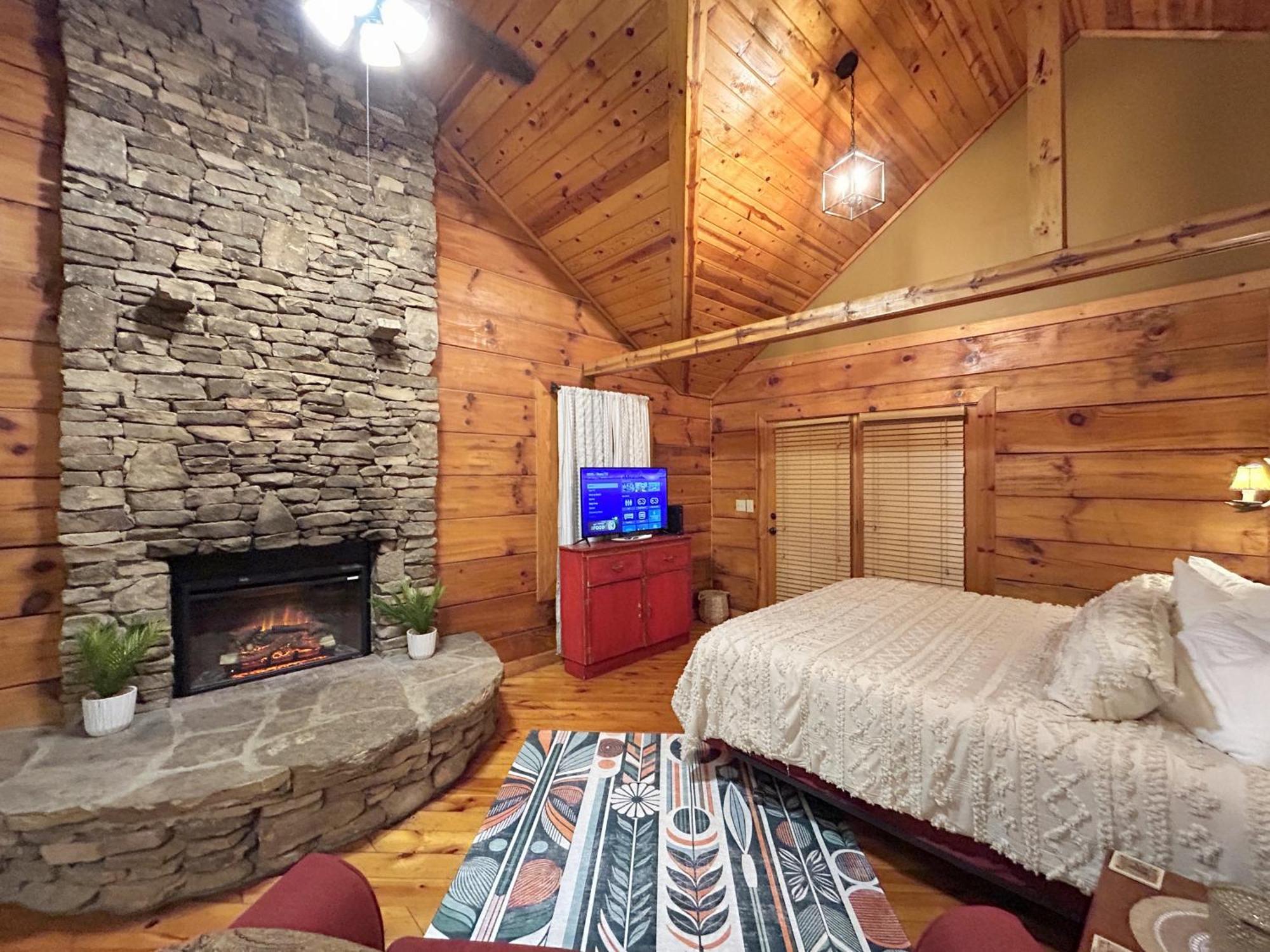 فيلا Honeymoon Hideaway جاتلينبرج المظهر الخارجي الصورة